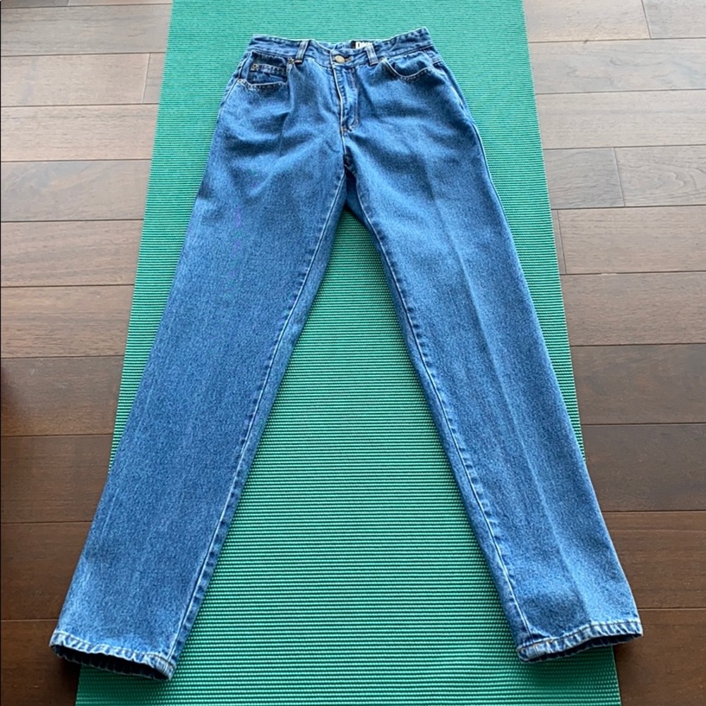 DKNY Jeans